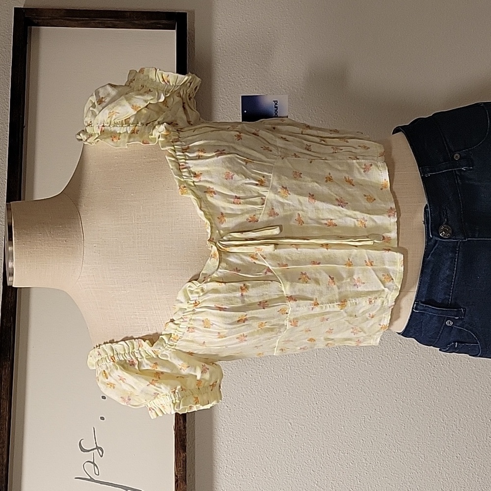 Abound Yellow Floral Crop Top